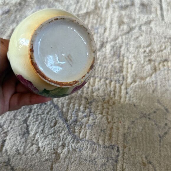 Vintage Floral Ceramic Vase preloved - Picture 4 of 7